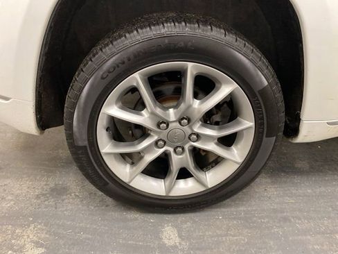 Used 2015 Jeep Grand Cherokee Summit w/ Platinum Series Group image 31