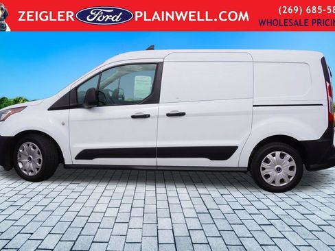 Used 2019 Ford Transit Connect XL image 2