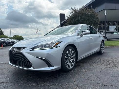 Used 2019 Lexus ES 350 w/ Accessory Package 2 FWD image 4