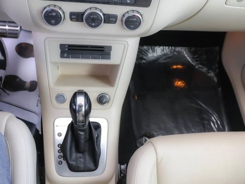 Used 2014 Volkswagen Tiguan R-Line AWD/4WD image 22