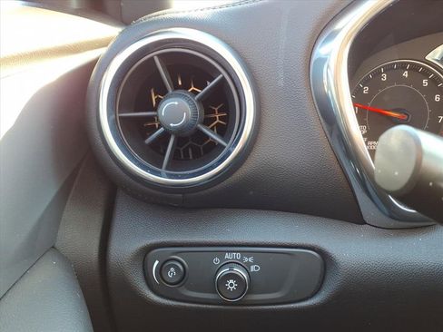 Used 2019 Chevrolet Blazer LT w/ LPO, Floor Liner Package image 29