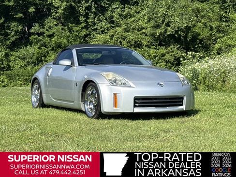 Used 2007 Nissan 350Z Touring RWD image 1