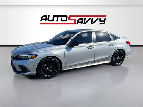 Used 2024 Honda Civic Sport image 3