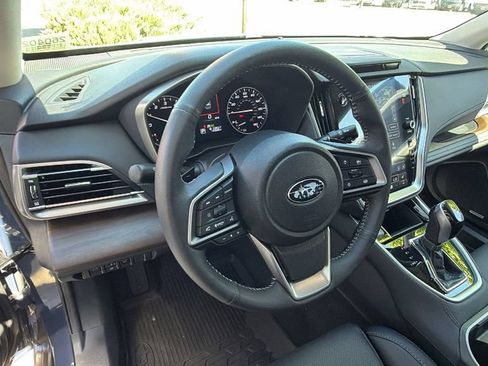 Used 2025 Subaru Outback Limited XT AWD/4WD image 32