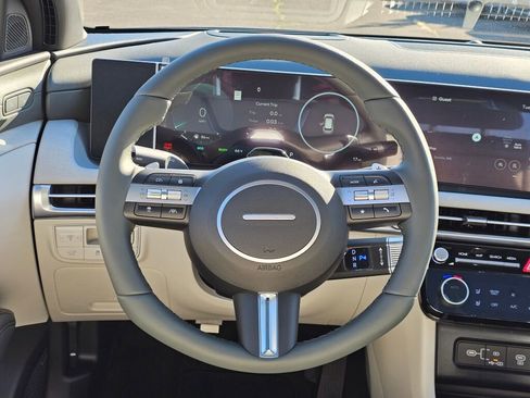 New 2026 Hyundai Tucson Limited image 15