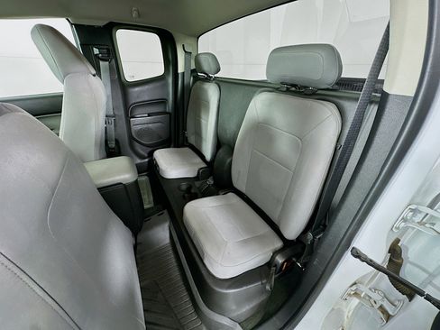 Used 2016 Chevrolet Colorado W/T w/ WT Convenience Package image 25