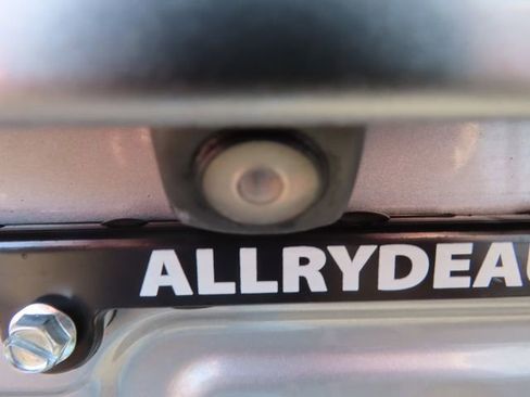 Used 2018 Honda HR-V LX image 8