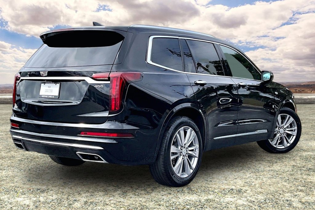 Used 2024 Cadillac XT6 Premium Luxury FWD image 5