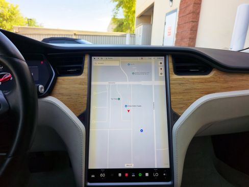 Used 2018 Tesla Model S 75D AWD/4WD image 19