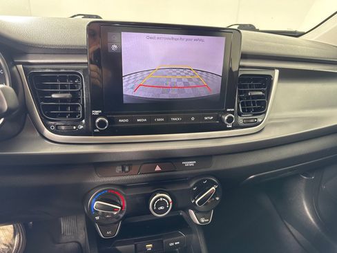 Used 2023 Kia Rio LX image 18
