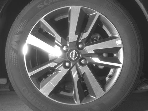 Used 2025 Nissan Versa SV image 13