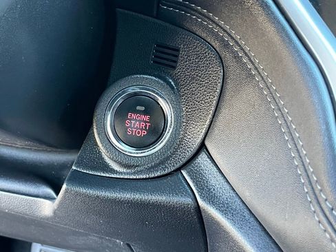 Used 2022 Subaru Legacy Limited image 19