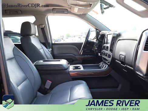 Used 2018 GMC Sierra 1500 SLT w/ SLT Premium Package AWD/4WD image 9