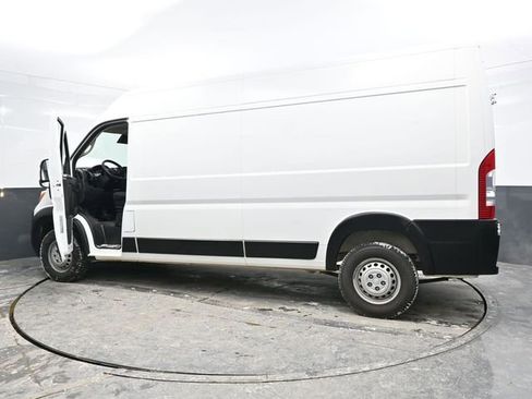 Used 2024 RAM ProMaster 2500 w/ Convenience Group FWD image 37