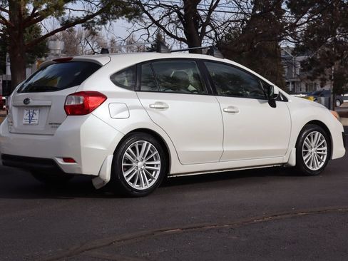 Used 2013 Subaru Impreza 2.0i Premium image 5