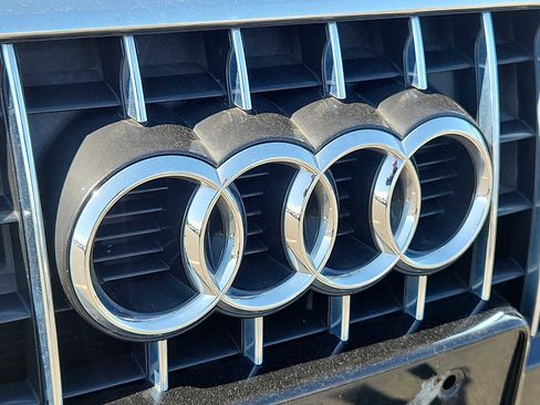 Used 2015 Audi Q5 2.0T Premium Plus w/ Technology Package AWD/4WD image 4