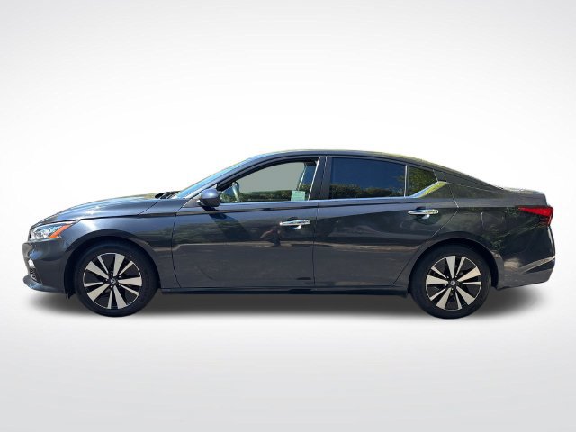 Used 2022 Nissan Altima 2.5 SV FWD image 6