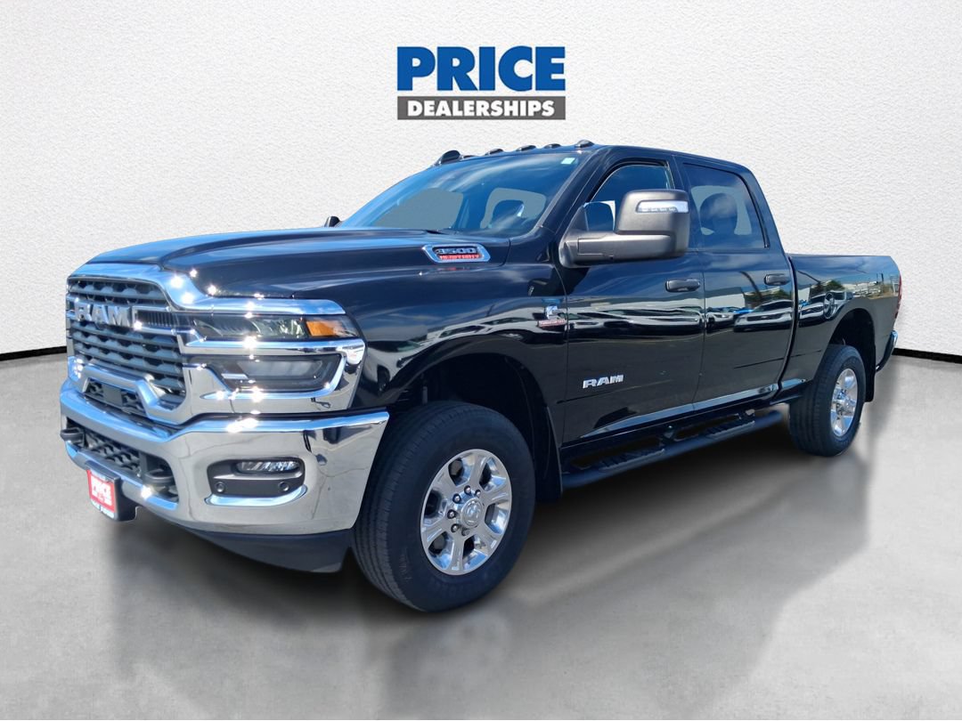 Used 2025 RAM 3500 Big Horn AWD/4WD image 2