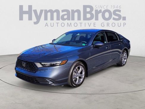 Used 2023 Honda Accord EX image 7