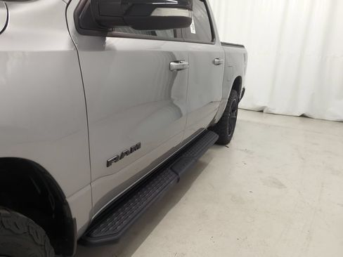 Used 2022 RAM 1500 Big Horn AWD/4WD image 8
