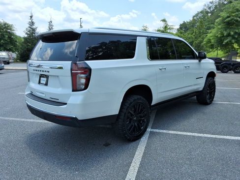 Used 2023 Chevrolet Suburban Premier w/ Premium Package 2 AWD/4WD image 5