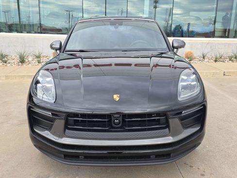 New 2026 Porsche Macan Turbo image 10