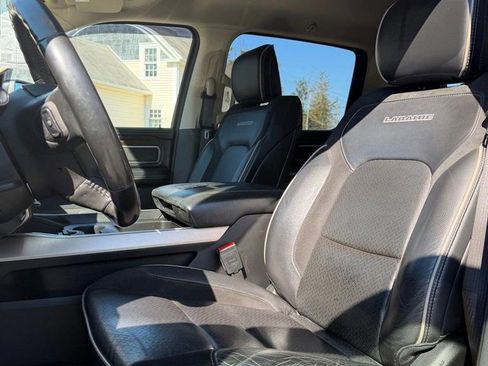Used 2021 RAM 1500 Laramie AWD/4WD image 11