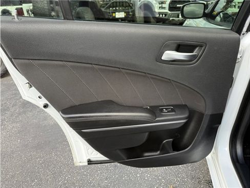 Used 2018 Dodge Charger R/T image 21