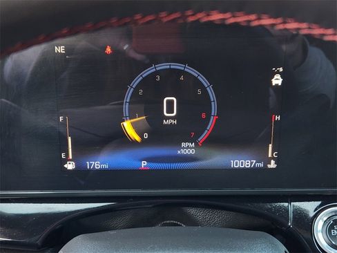 Used 2025 Chevrolet Trax RS w/ Driver Confidence Package image 18