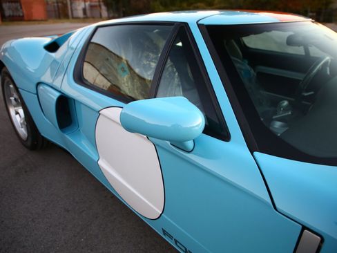 Used 2006 Ford GT image 33