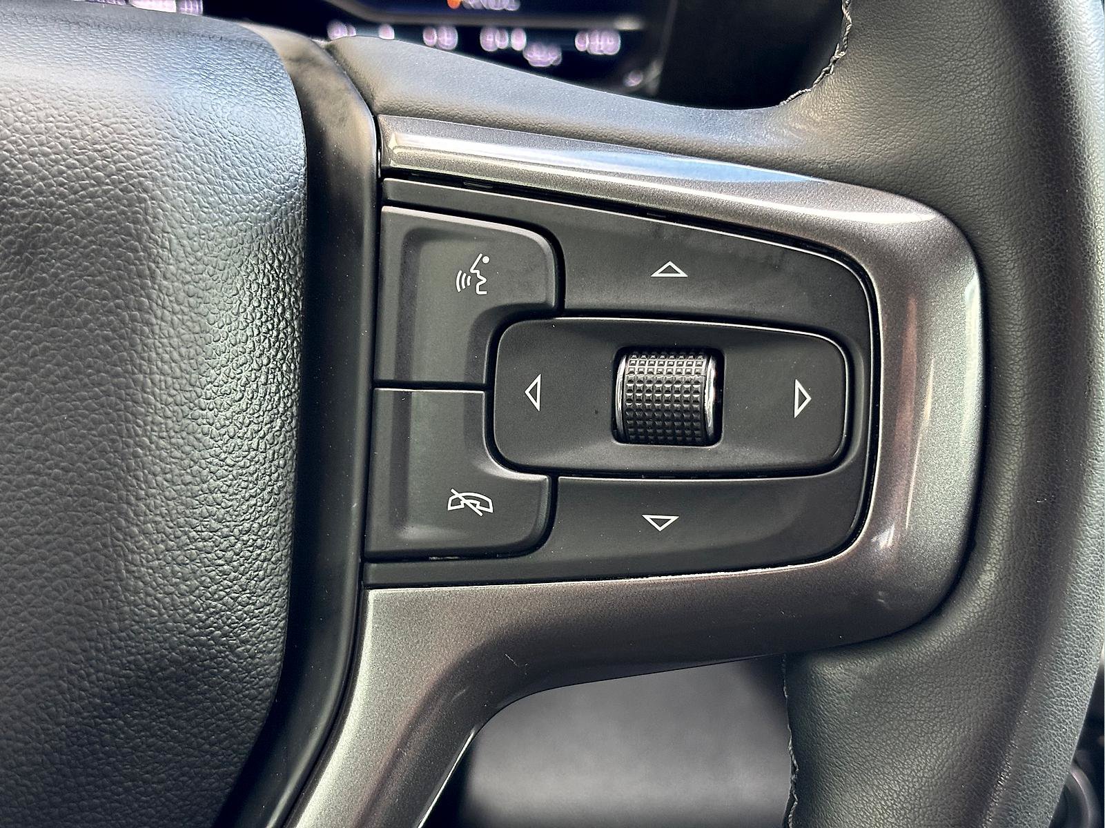 Used 2024 Chevrolet Silverado 2500 High Country w/ Technology Package AWD/4WD image 35