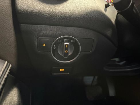 Used 2018 Mercedes-Benz CLA 250 4MATIC w/ Premium Package image 35