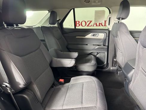 New 2026 Ford Explorer Active image 24