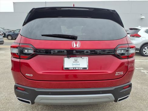 Certified 2023 Honda Pilot Elite image 25