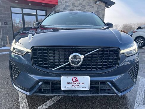 Used 2025 Volvo XC60 B5 Plus w/ Protection Package Premier image 2