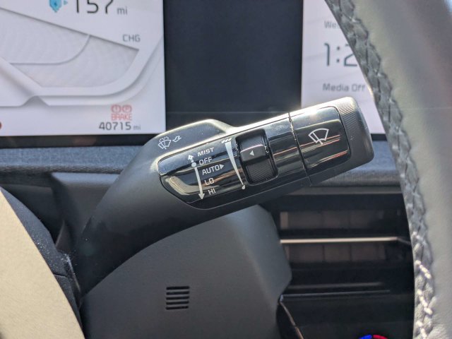Used 2023 Kia EV6 Wind w/ Wind Technology Package RWD image 30