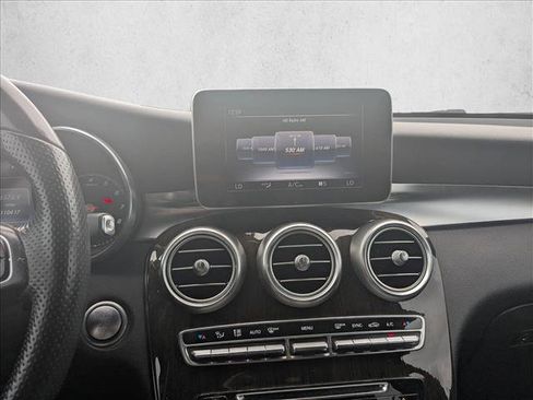 Used 2017 Mercedes-Benz GLC 300 image 12