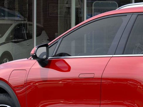 New 2026 Chevrolet Equinox EV LT image 12