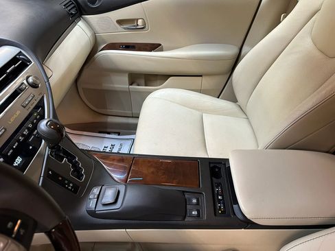 Used 2013 Lexus RX 350 AWD w/ Navigation Pkg image 18