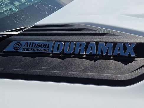 Used 2024 Chevrolet Silverado 2500 W/T w/ WT Convenience Package image 7