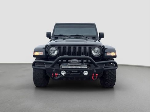 Used 2022 Jeep Wrangler Unlimited Rubicon w/ Cold Weather Group AWD/4WD image 2
