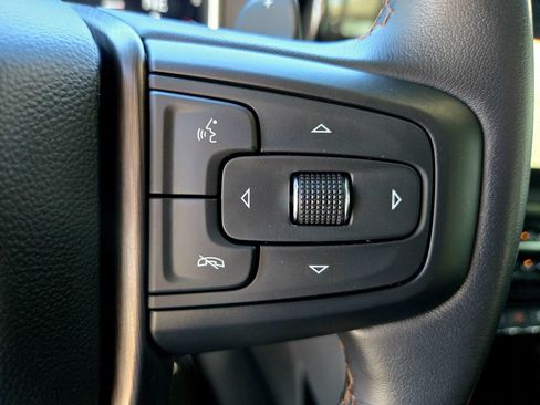 Used 2022 GMC Sierra 1500 AT4 w/ AT4 Premium Package AWD/4WD image 16