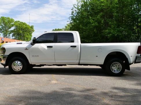 Used 2025 RAM 3500 Lone Star image 47