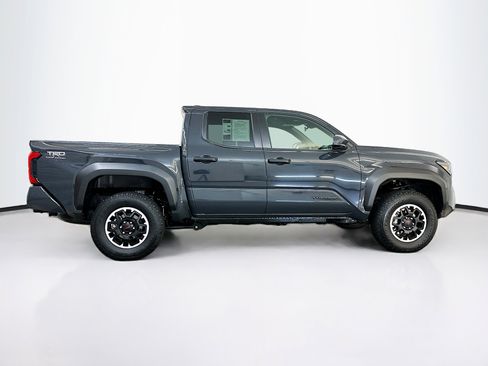 Used 2025 Toyota Tacoma TRD Off-Road image 10