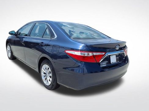 Used 2015 Toyota Camry LE FWD image 14