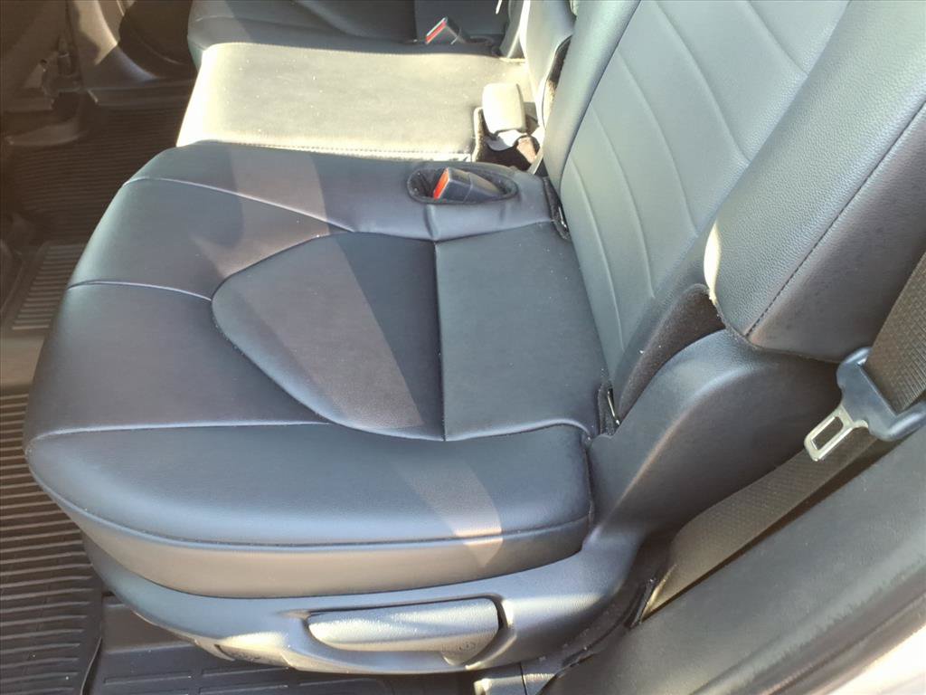 Used 2024 Toyota Highlander XLE AWD/4WD image 22