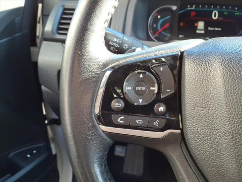 Used 2019 Honda Pilot Touring image 18