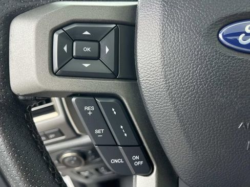 Certified 2020 Ford F150 Raptor w/ Equipment Group 802A Luxury image 32