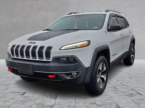 Used 2015 Jeep Cherokee Trailhawk w/ Comfort/Convenience Group image 4