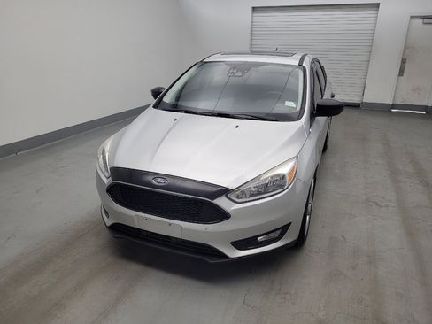 Used 2016 Ford Focus Titanium w/ Titanium Technology Package FWD image 15
